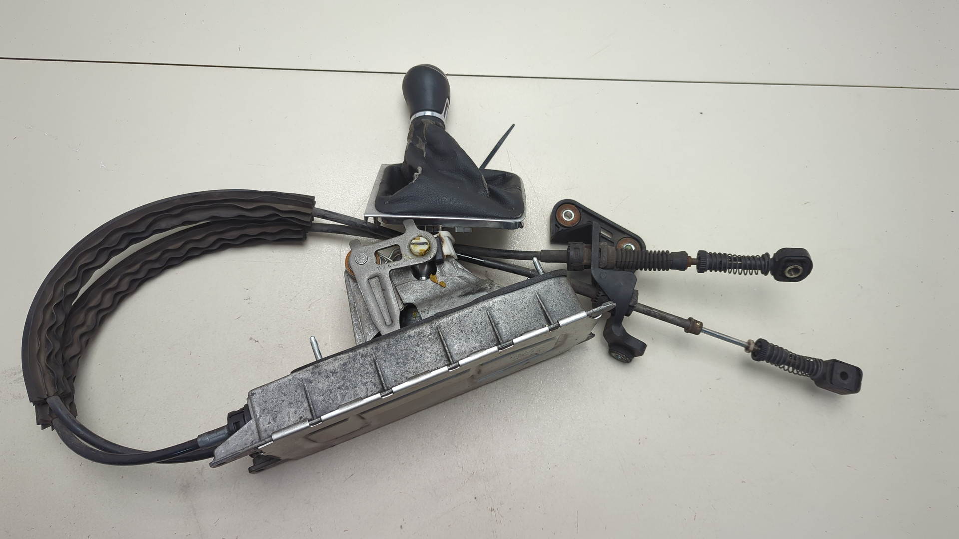 Кулиса МКПП / АКПП