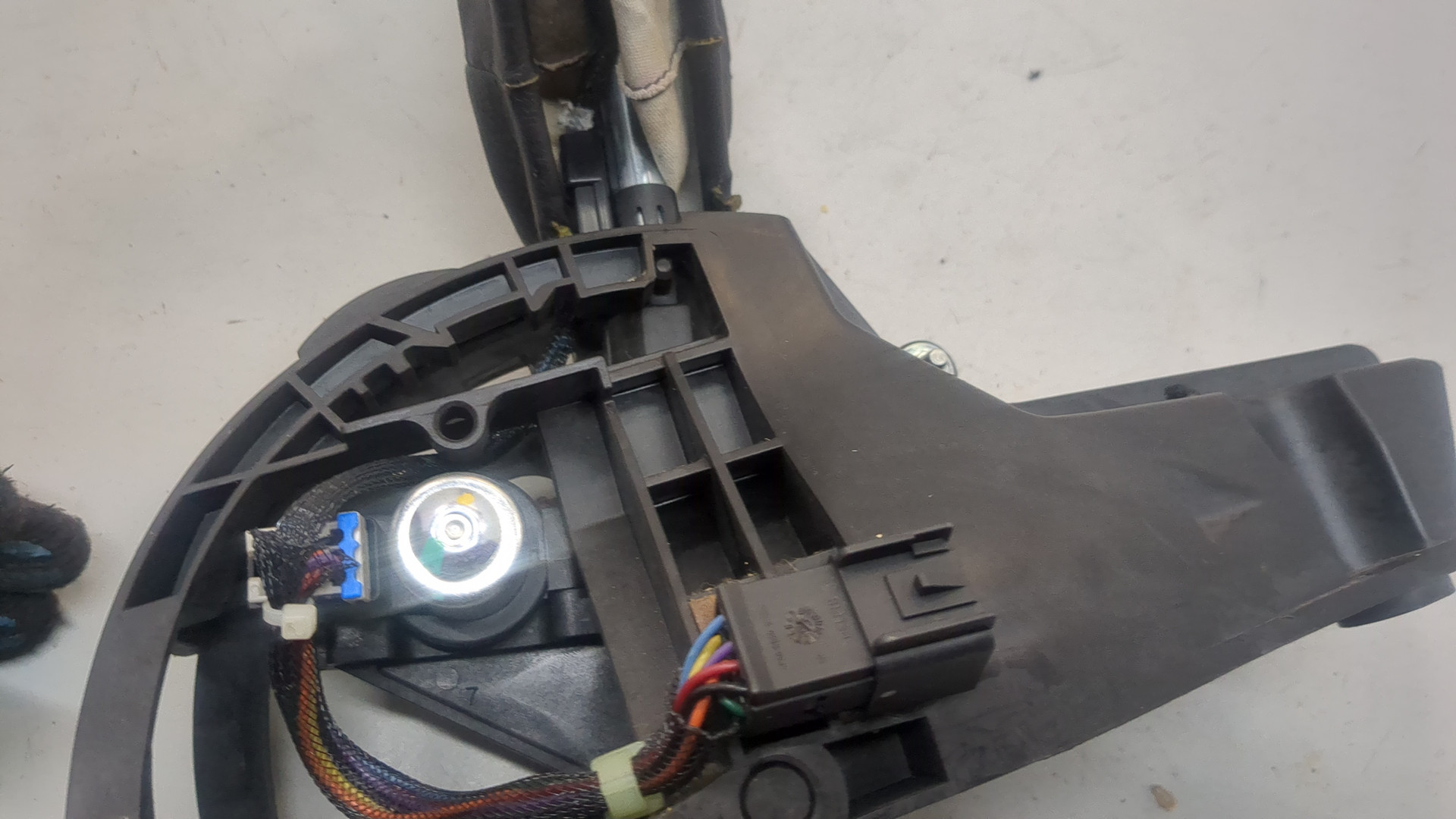 Кулиса МКПП / АКПП