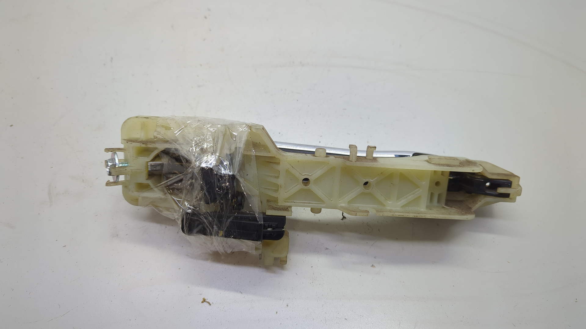 Ручка двери наружная