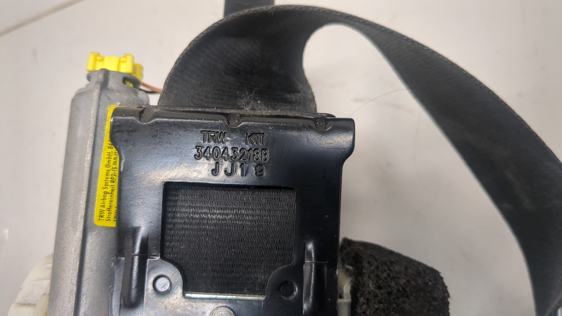 Ремень безопасности