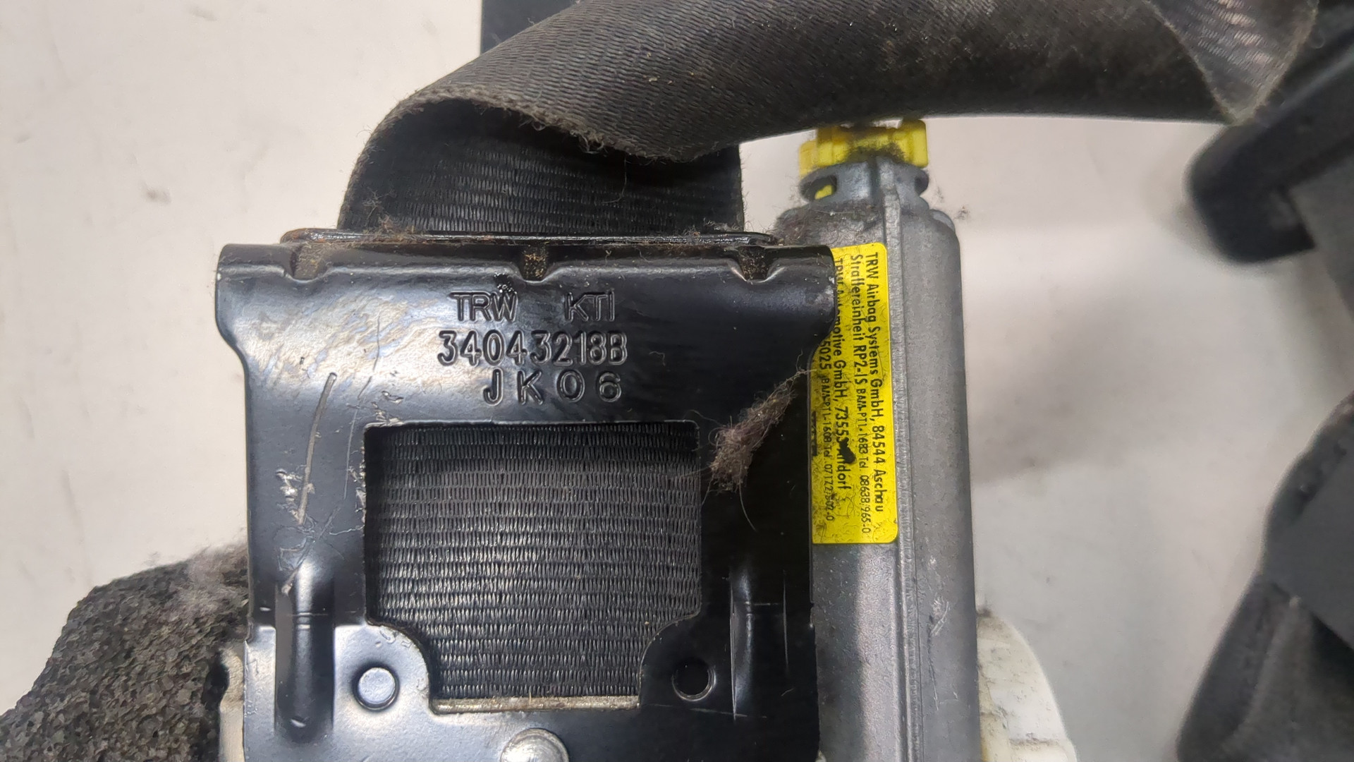 Ремень безопасности