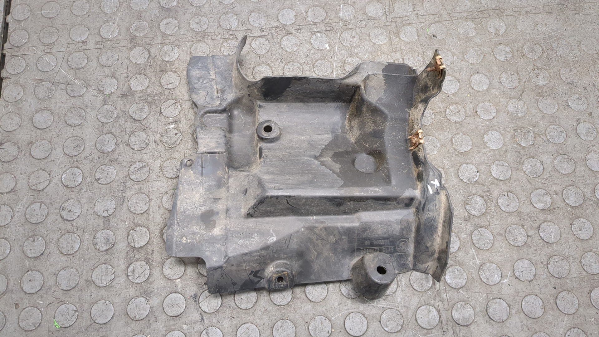 Кожух рулевой колонки