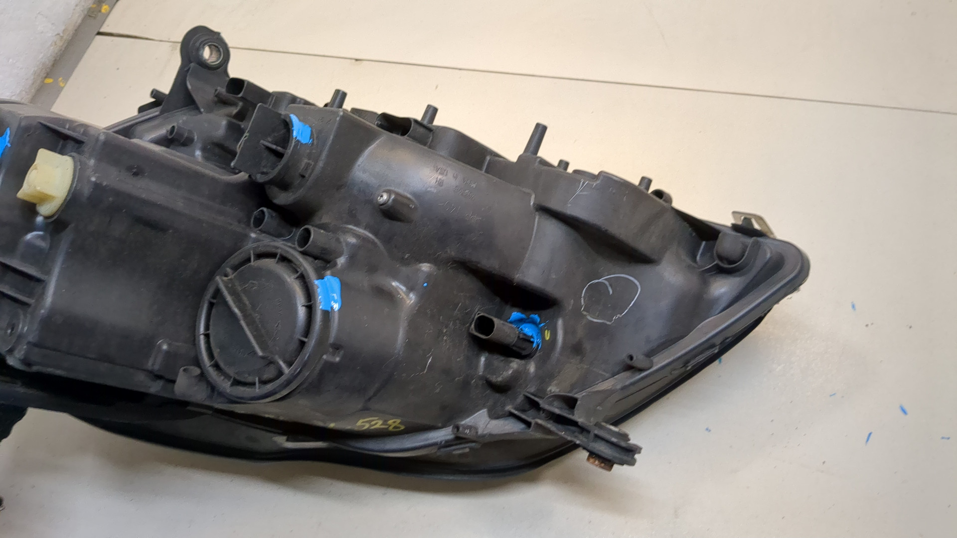 Фара правая