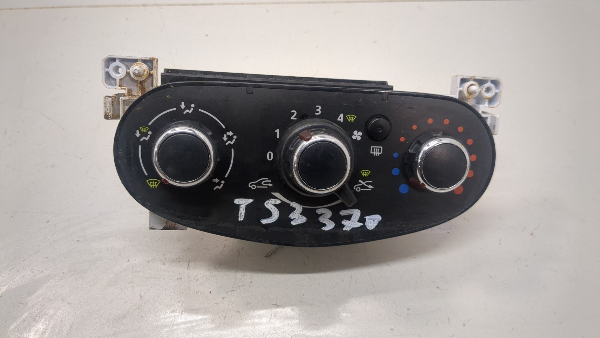 Переключатель отопителя