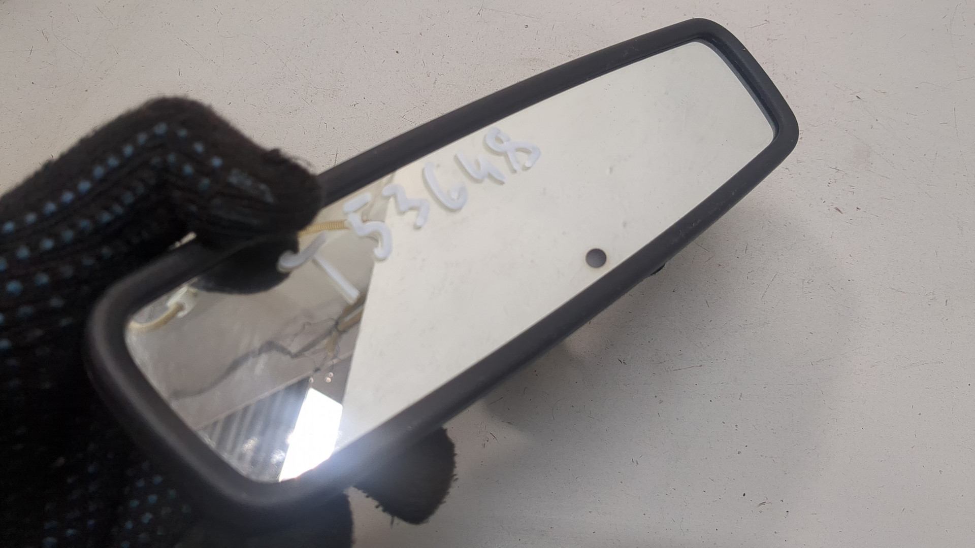 Зеркало заднего вида