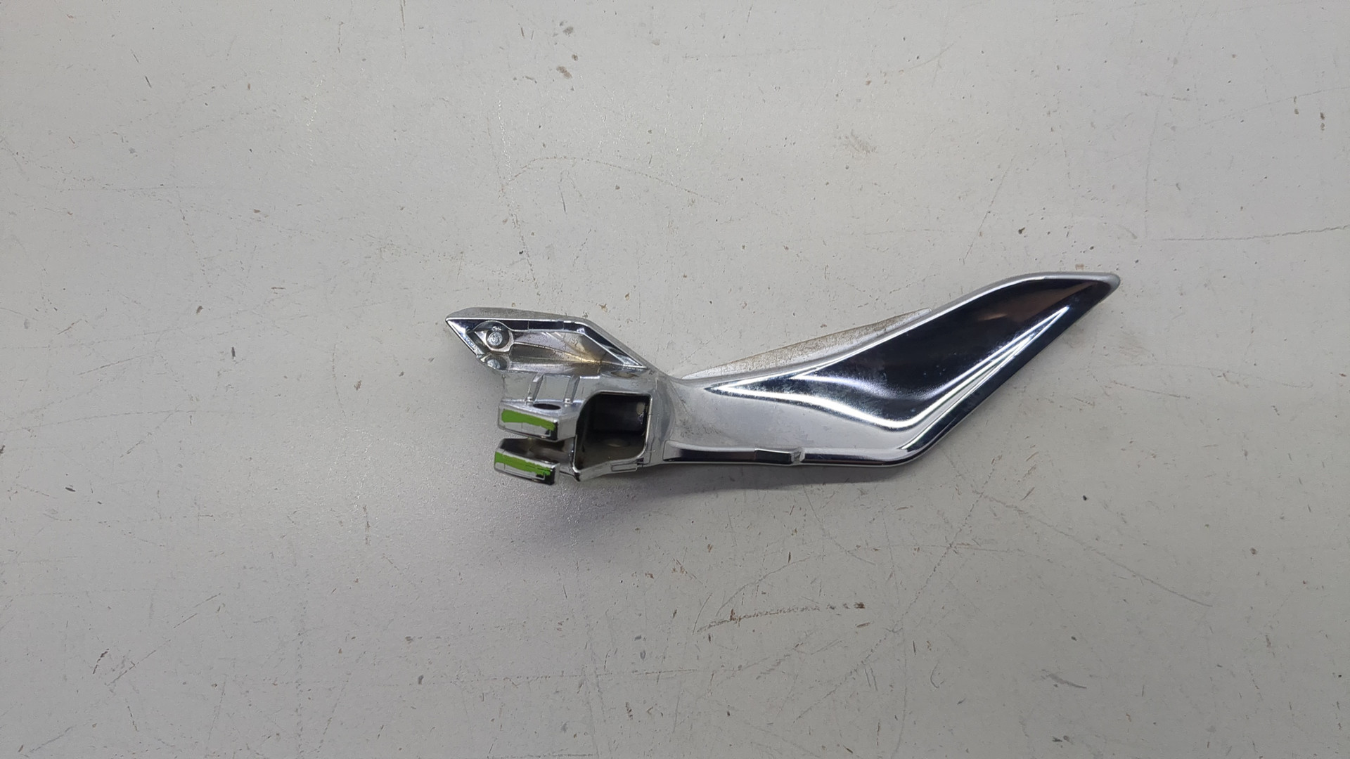 Ручка двери задней внутренняя правая