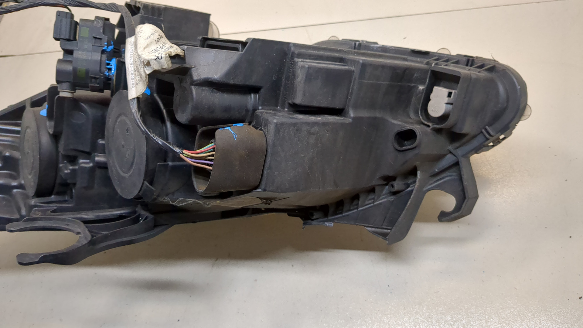 Фара правая