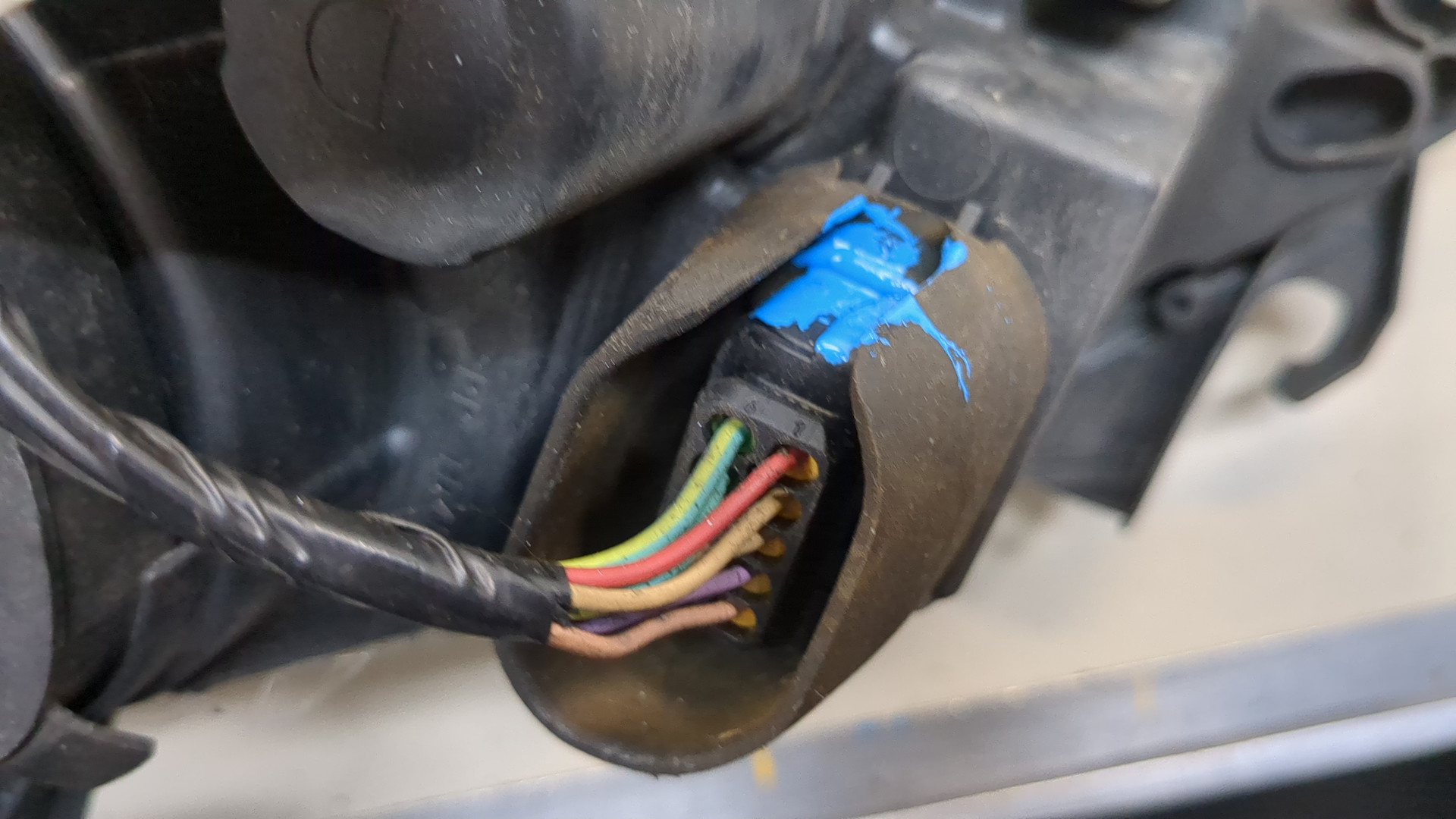 Фара правая