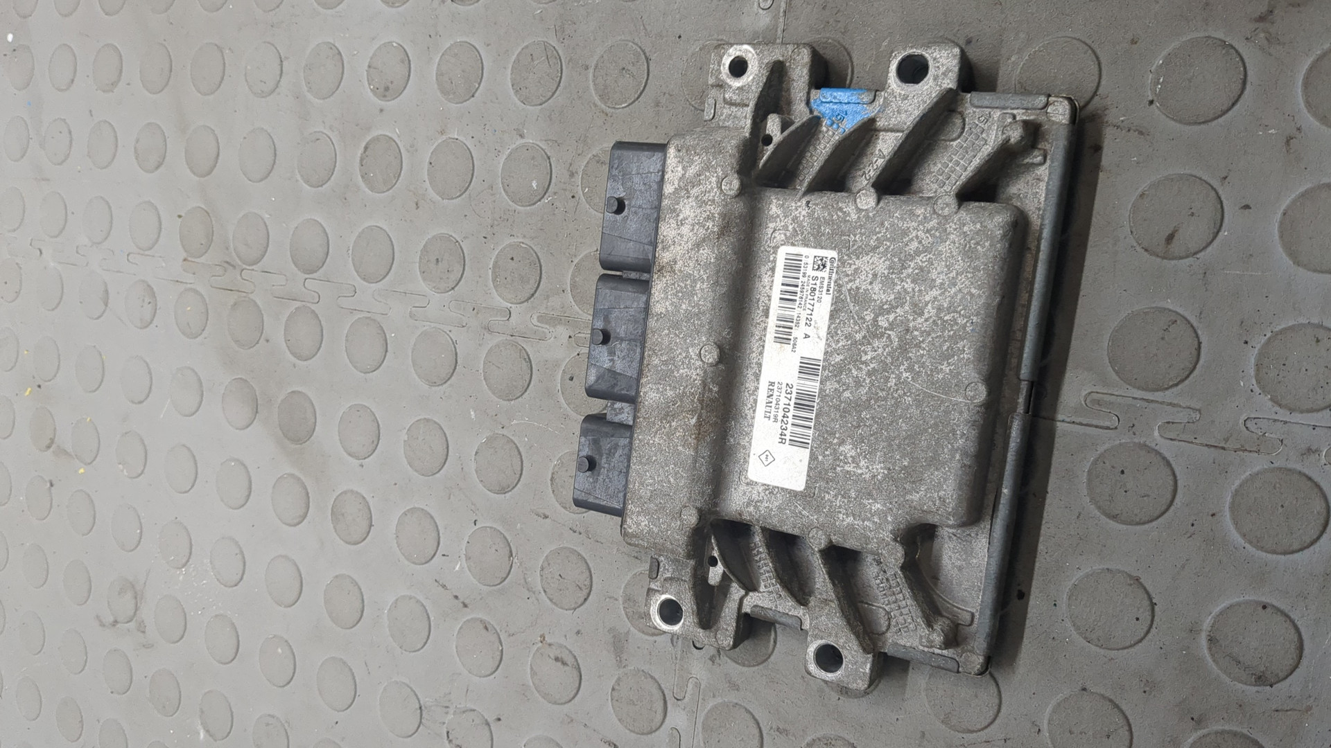 Блок управления двигателем