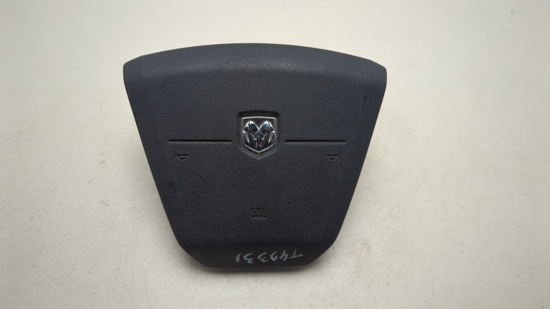 Подушка безопасности в рулевое колесо