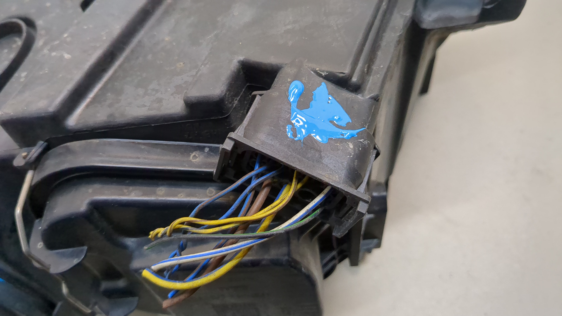 Фара правая