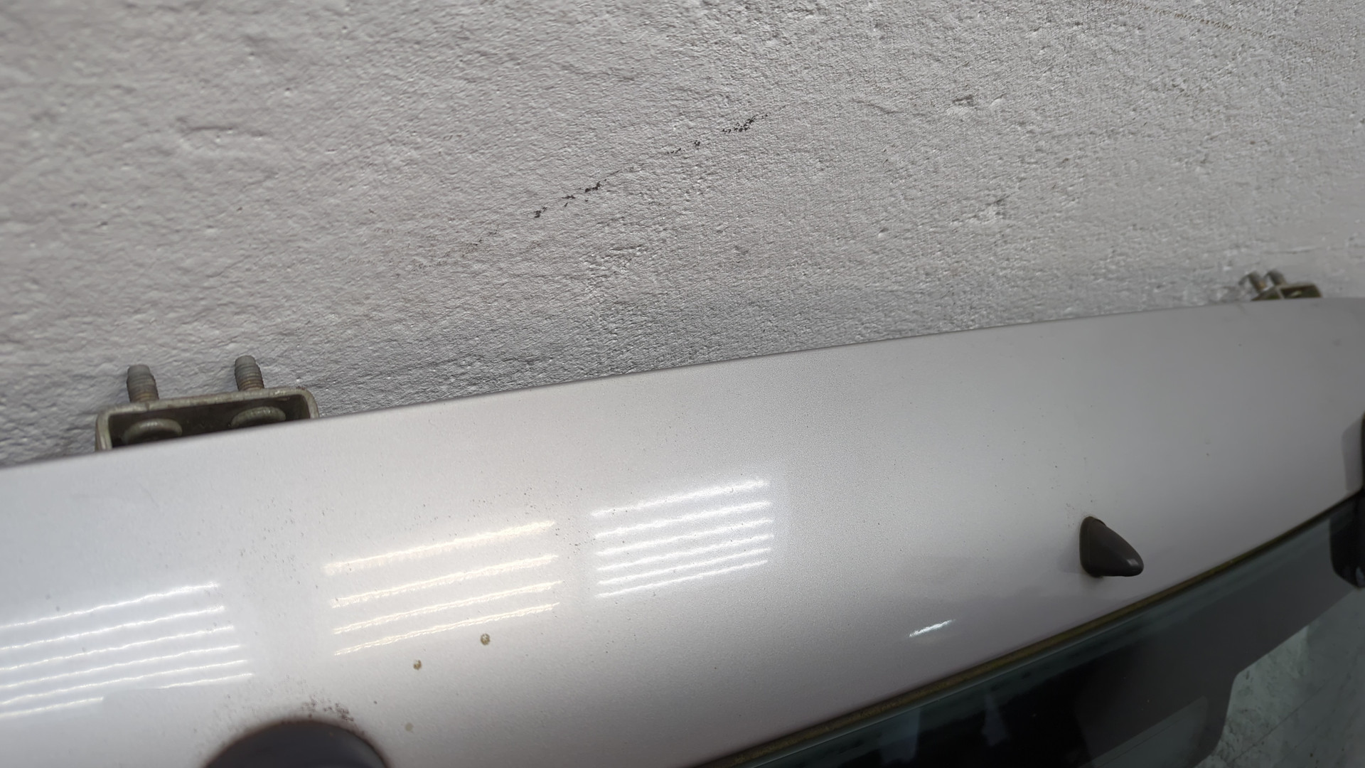 Дверь багажника