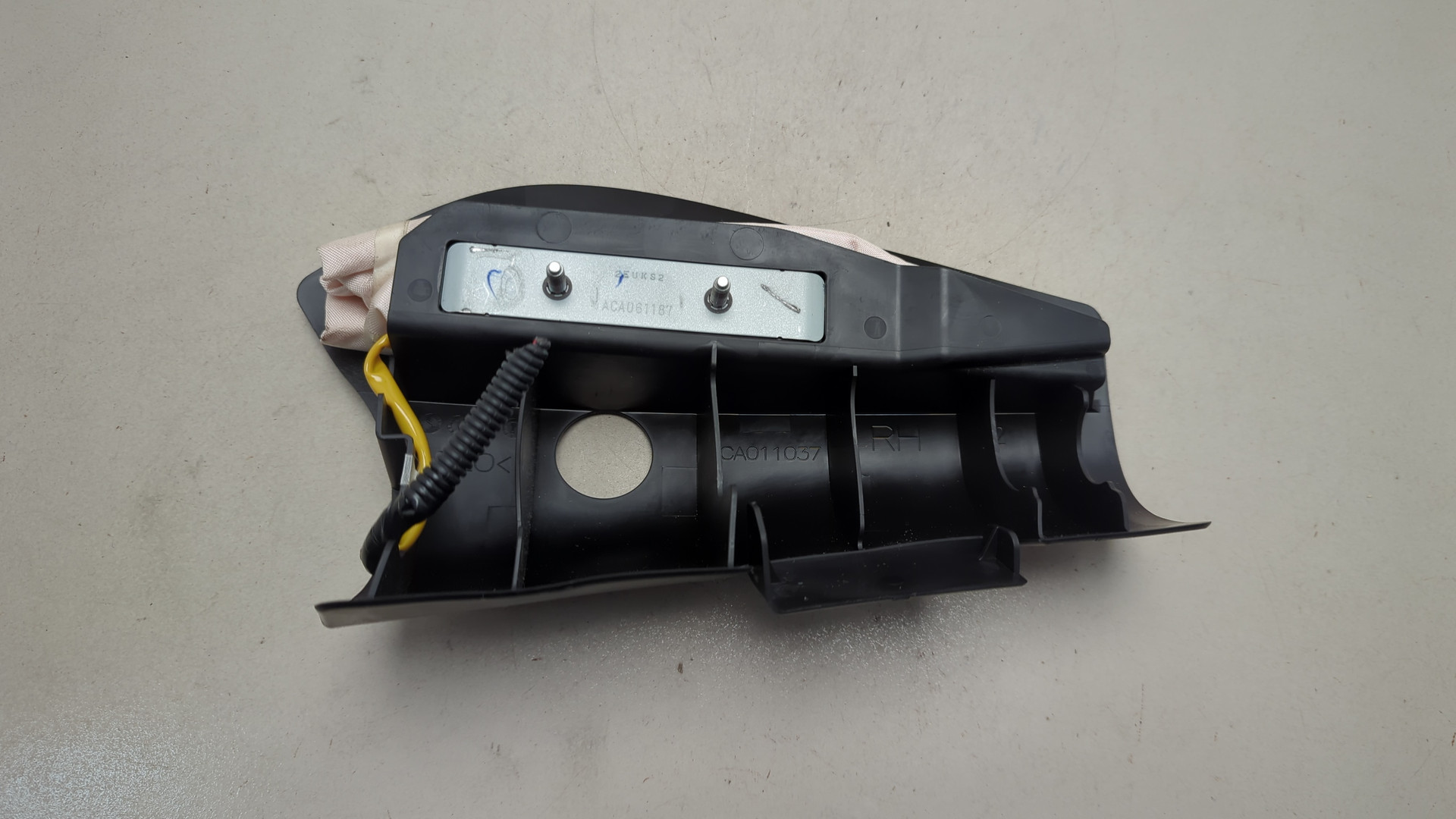 Подушка безопасности боковая (в сиденье)