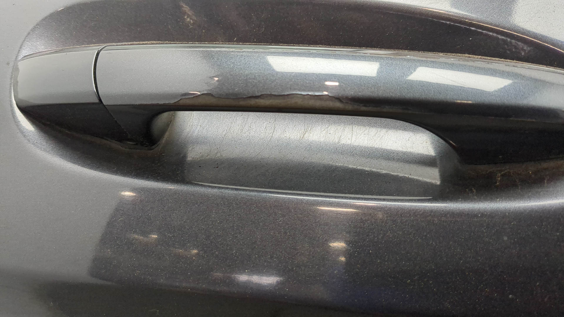 Дверь задняя правая