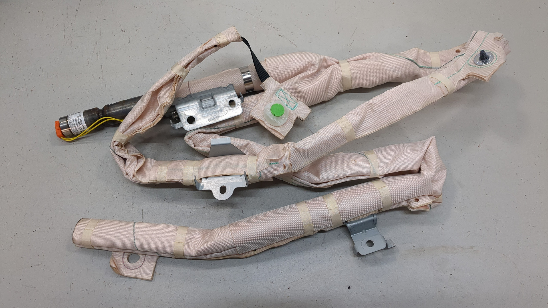 Подушка безопасности боковая (шторка)