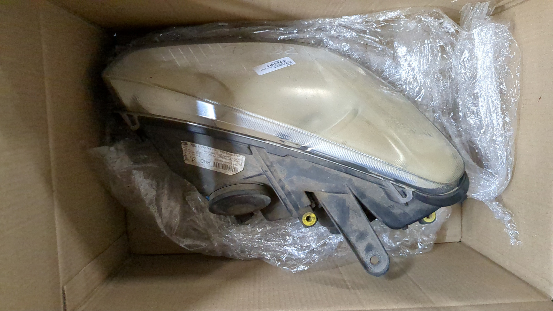 Фара правая