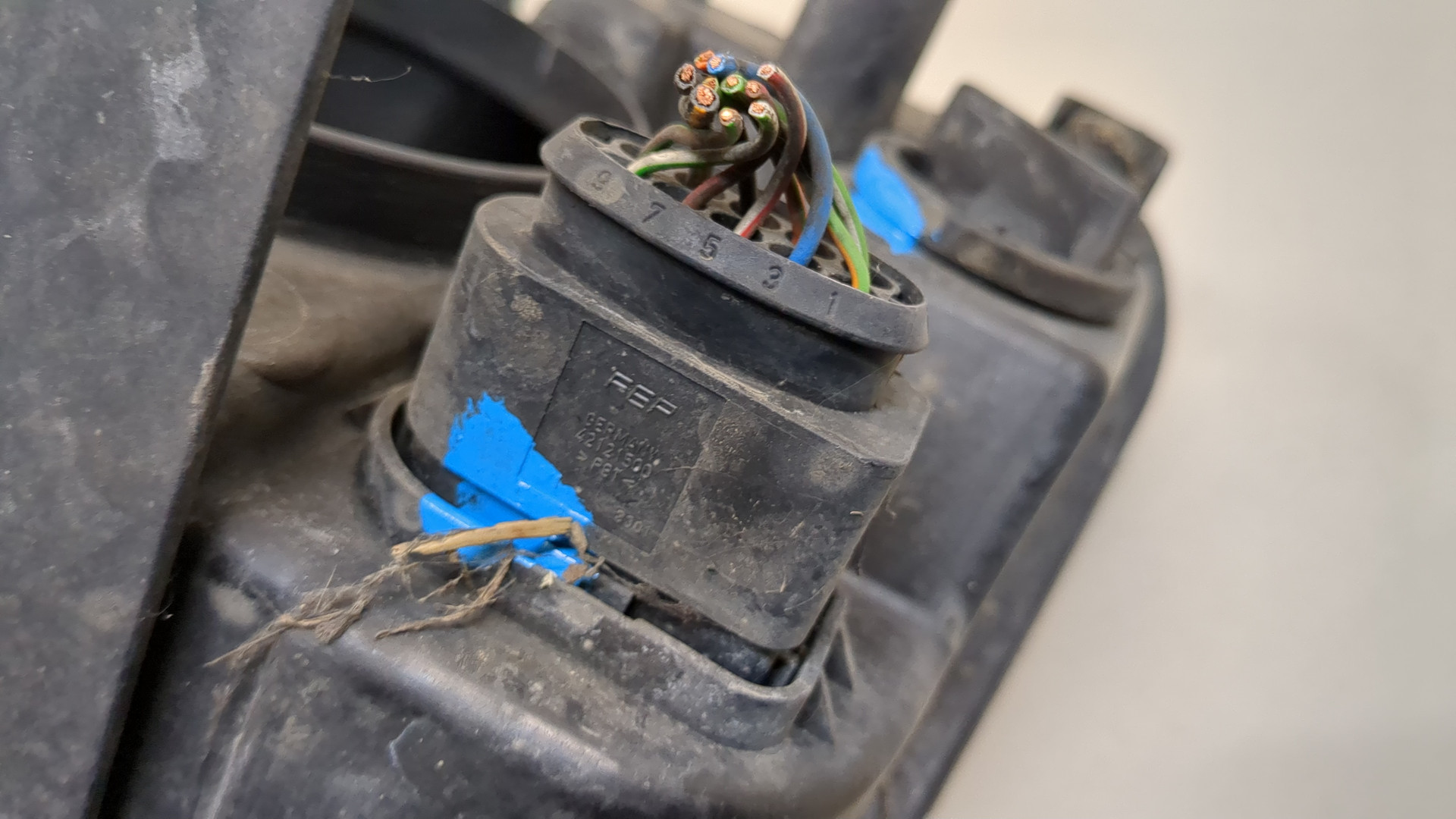 Фара правая