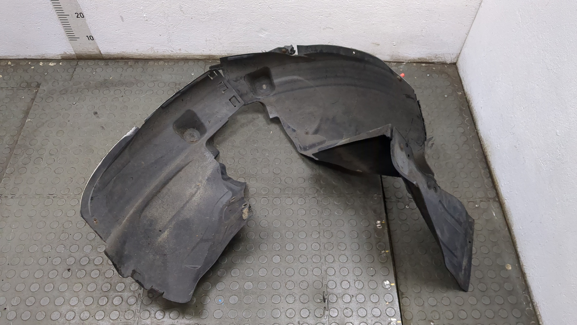 Локер передний правый