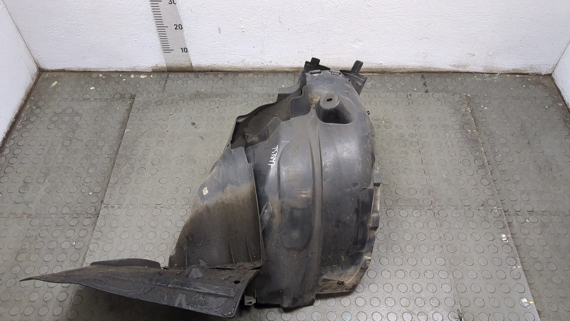 Локер передний правый