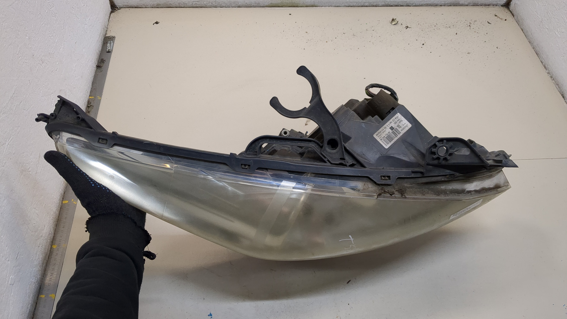 Фара правая