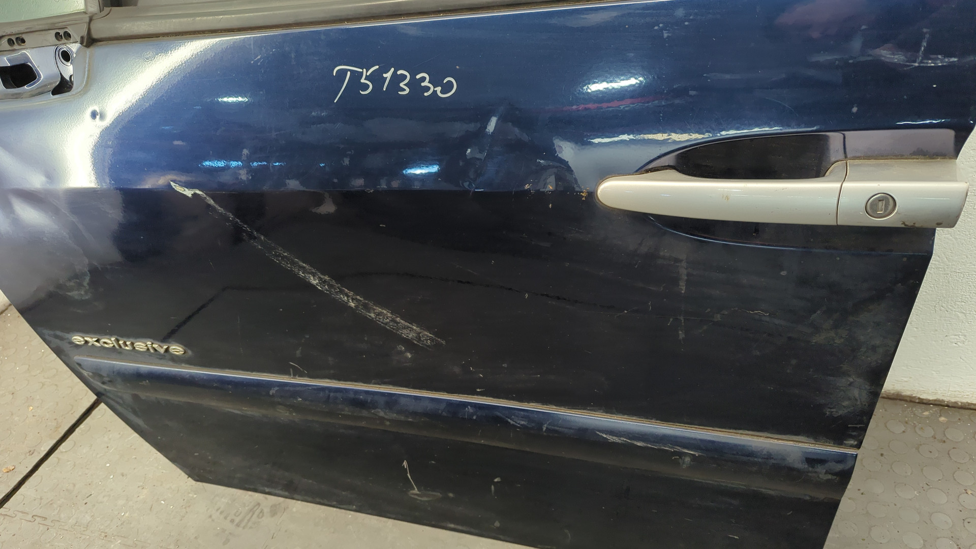 Дверь передняя левая