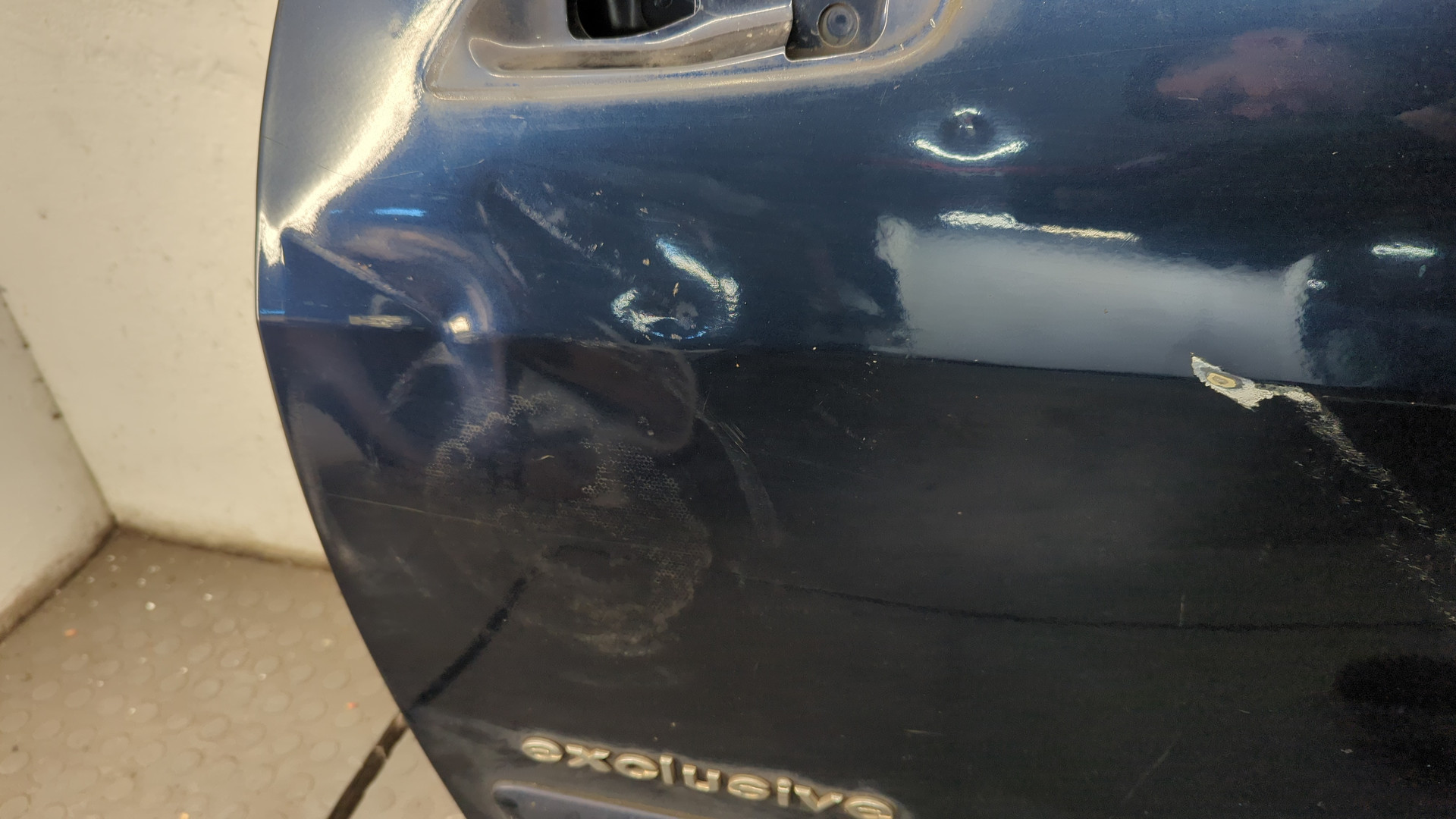 Дверь передняя левая