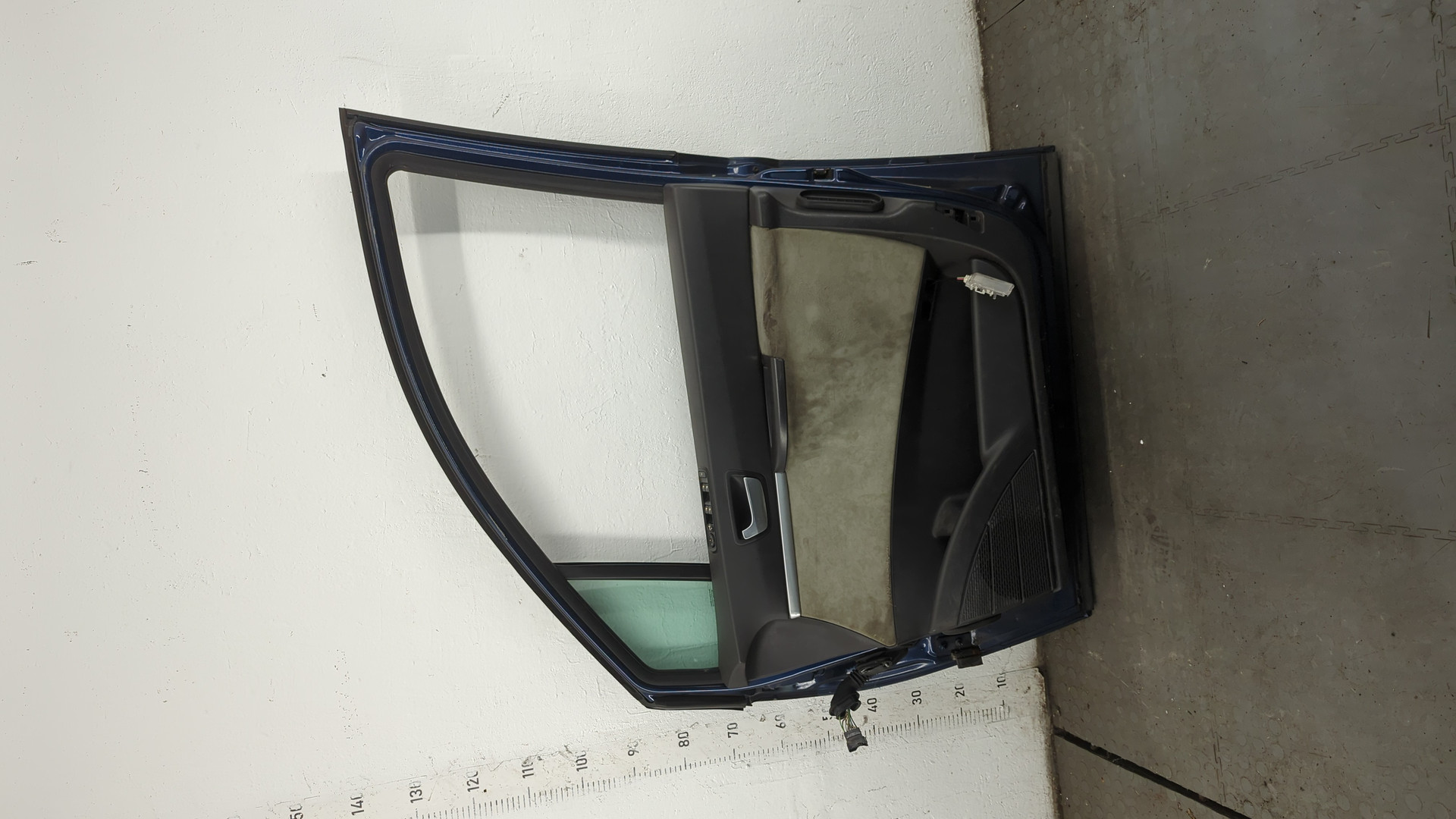 Дверь передняя правая