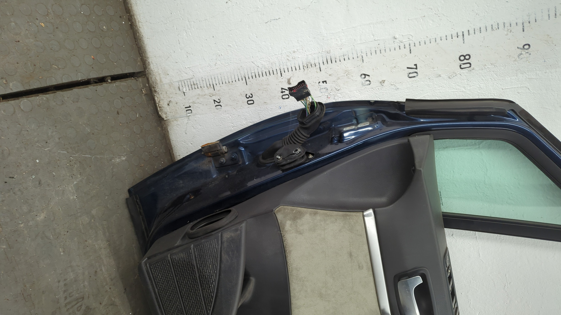 Дверь передняя правая