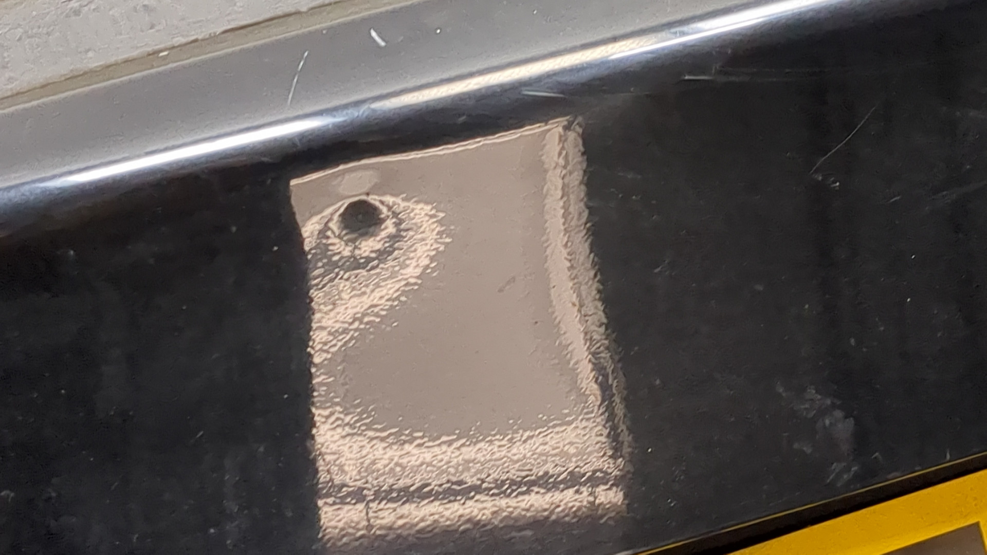 Дверь багажника