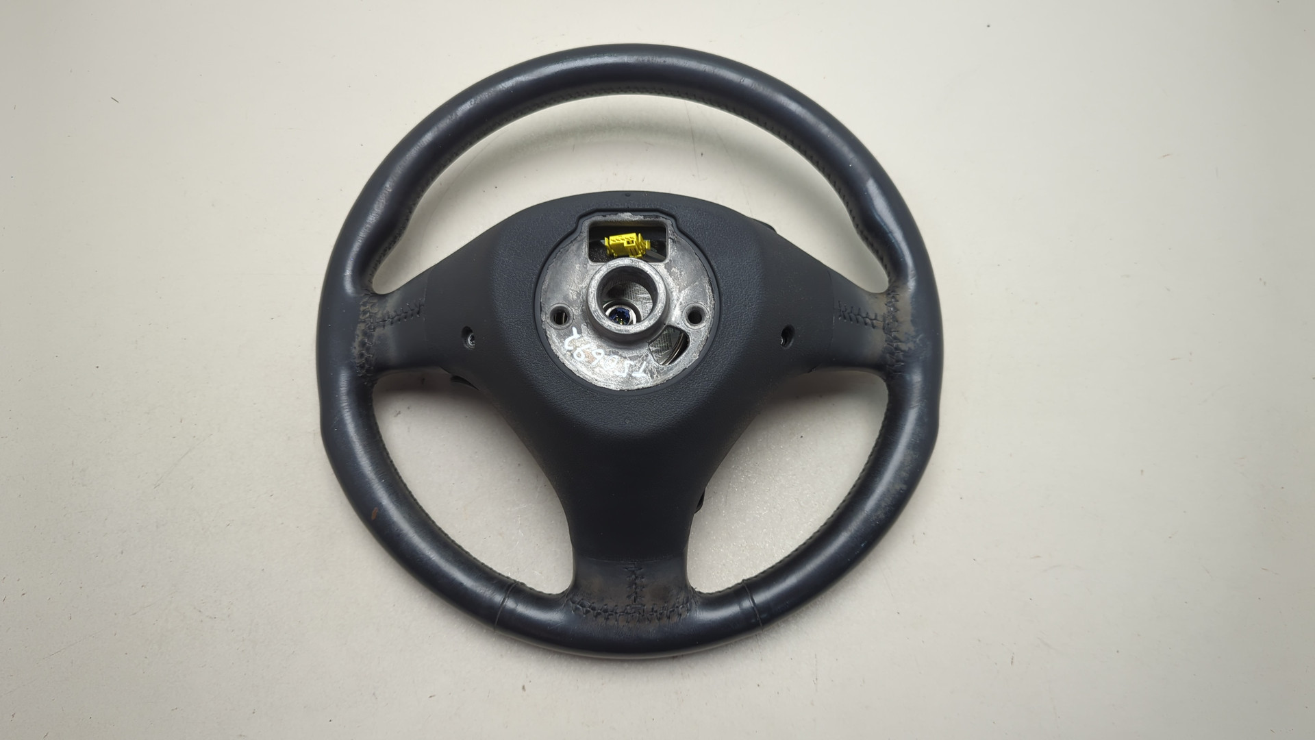 Рулевое колесо (руль)