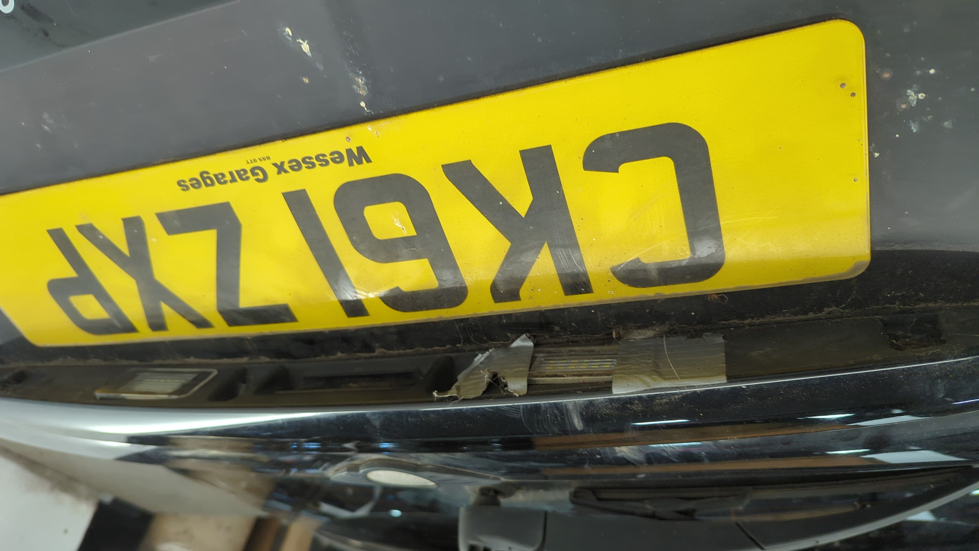 Дверь багажника