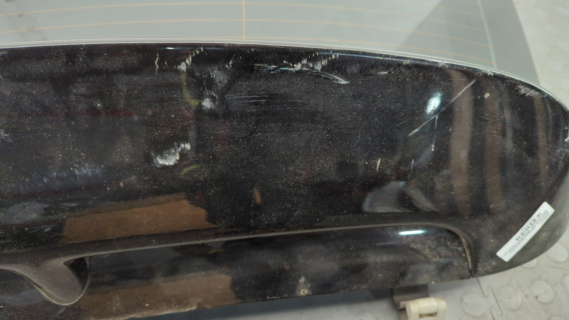 Дверь багажника