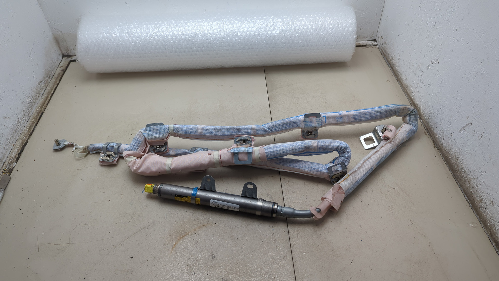 Подушка безопасности боковая (шторка)