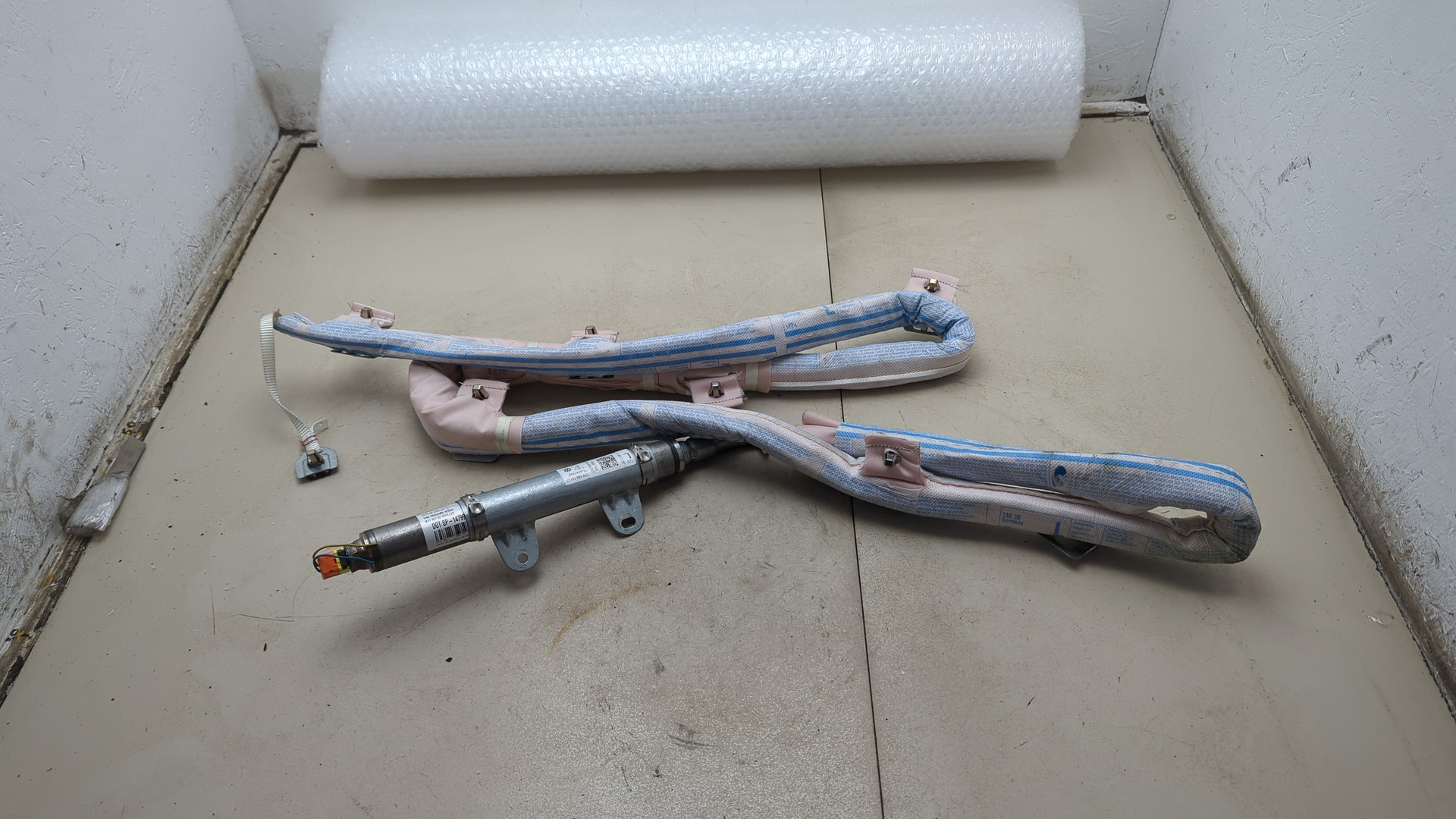 Подушка безопасности боковая (шторка)