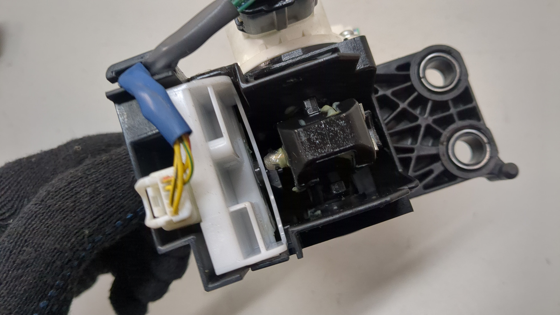 Кулиса МКПП / АКПП