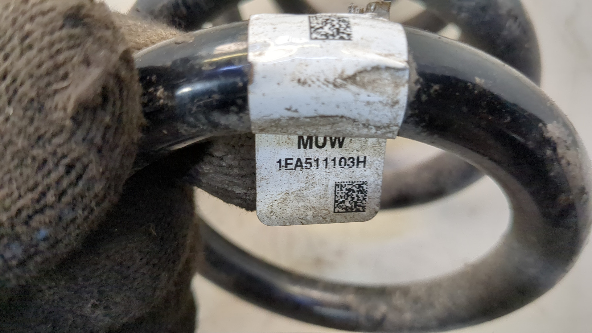 Пружина задняя