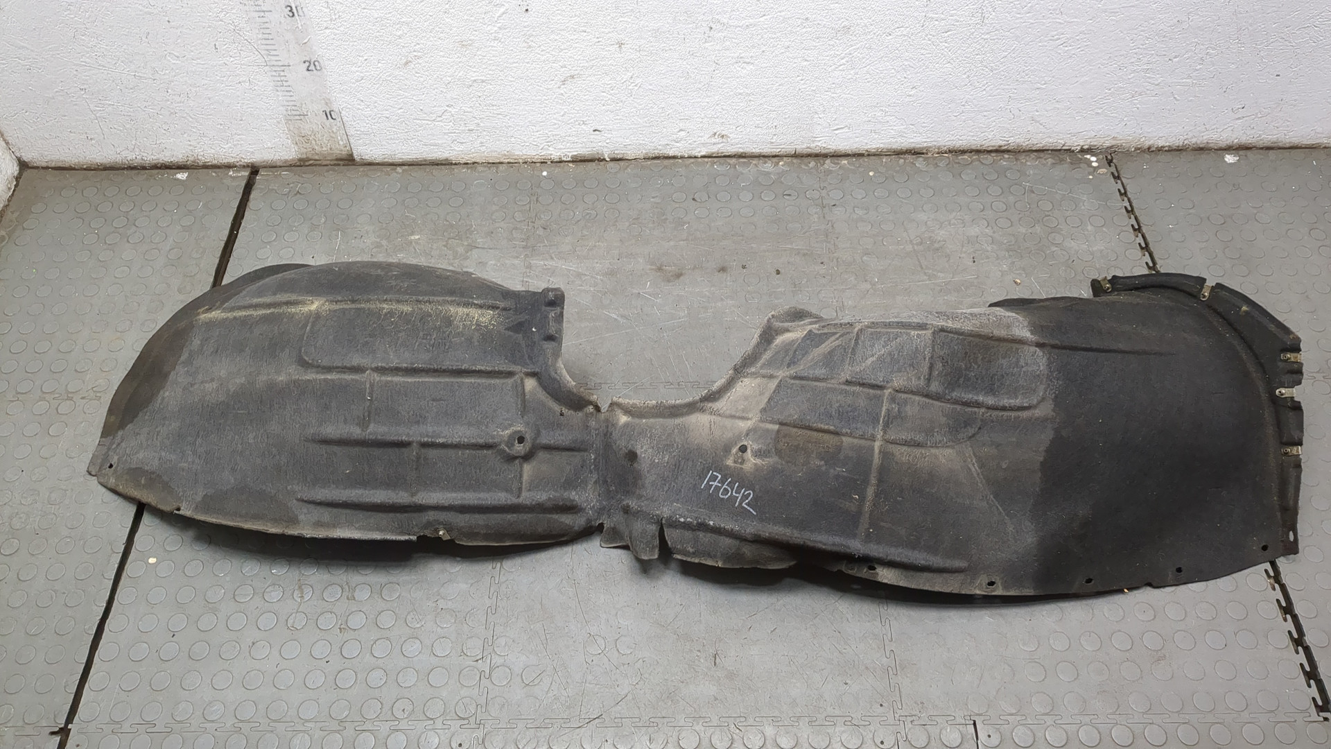 Локер передний правый