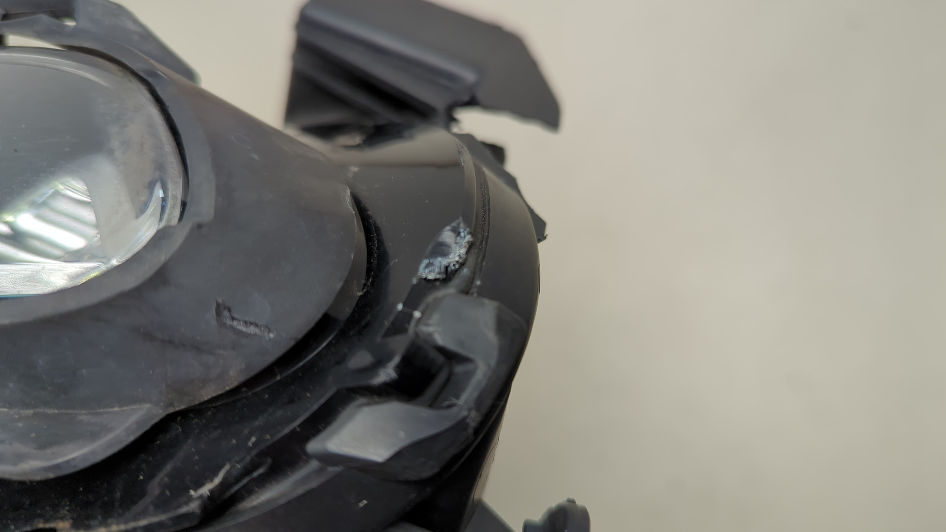 Фара дневного света правая (ходовые огни)