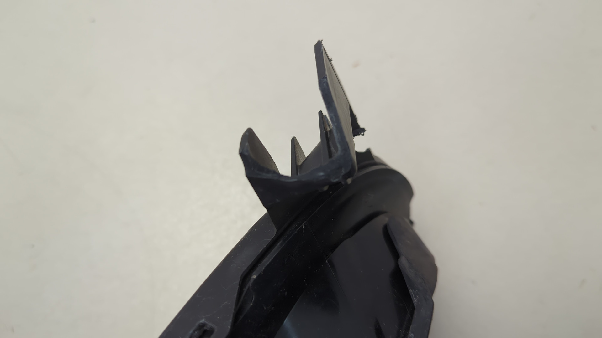 Фара дневного света правая (ходовые огни)