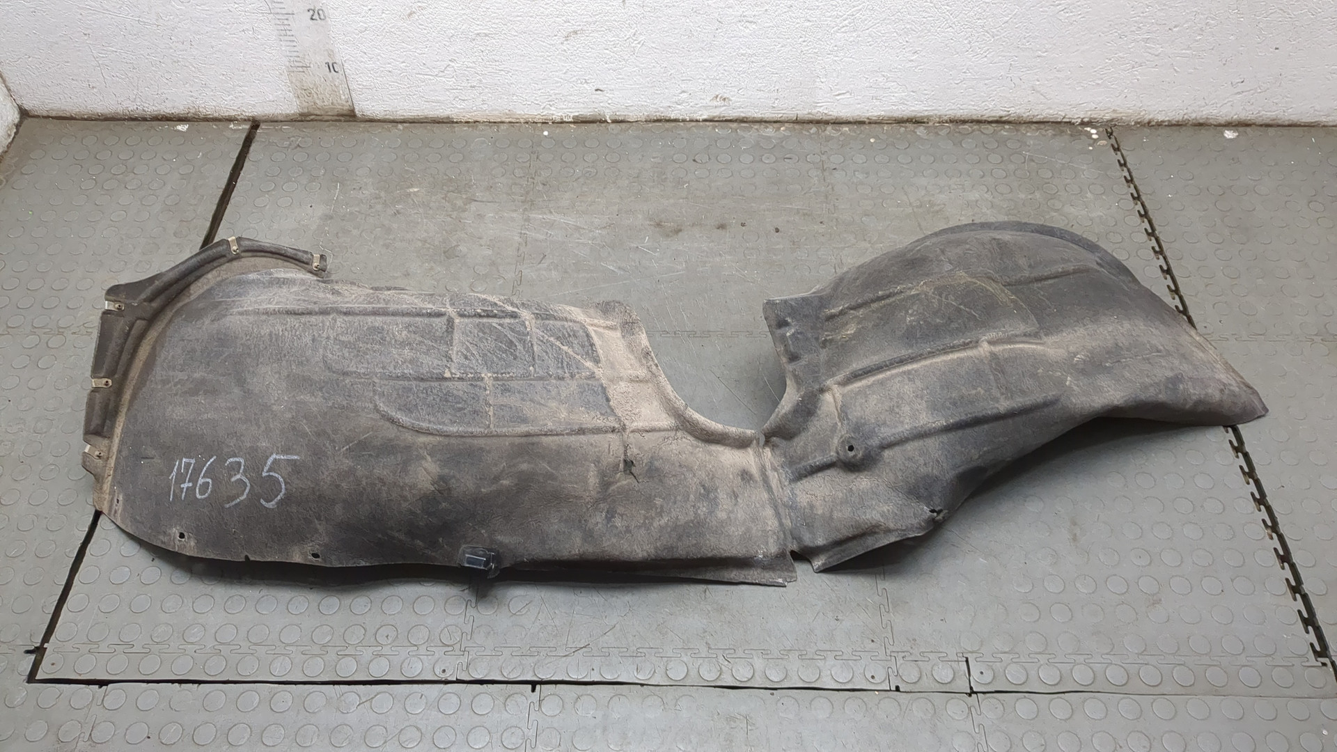 Локер передний левый