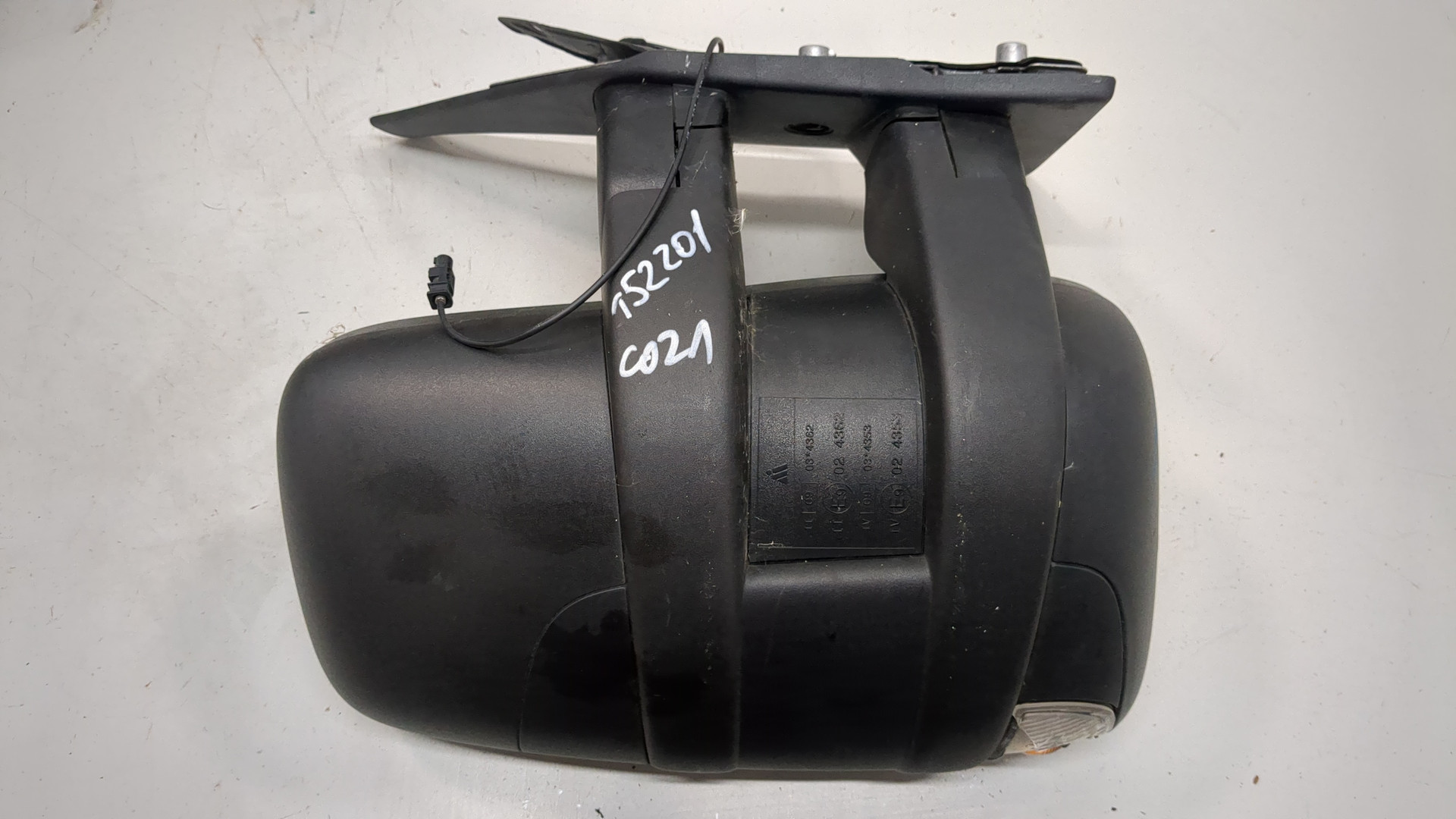 Зеркало правое электрическое