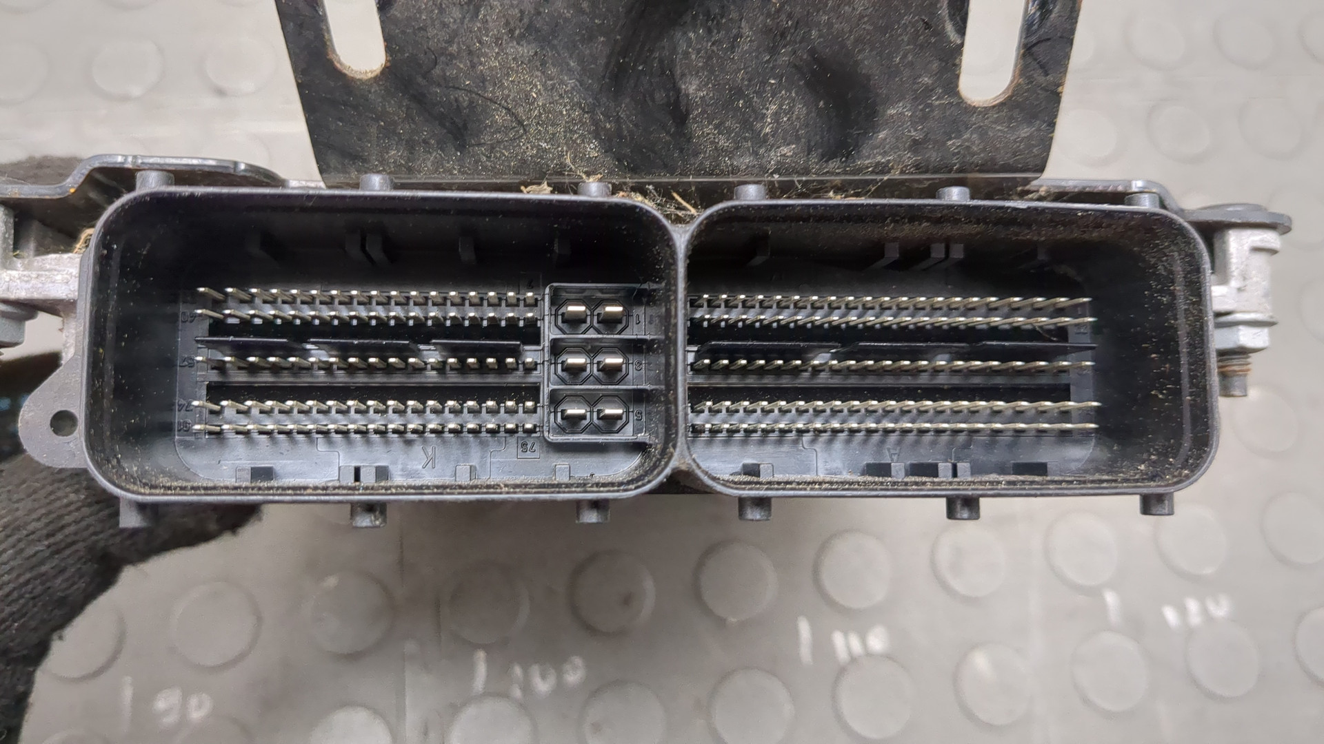 Блок управления двигателем