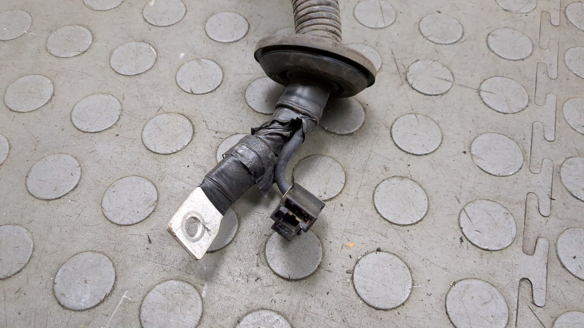 Провод высокого напряжения