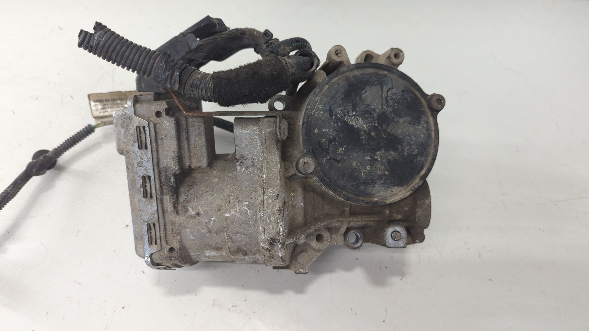 Серводвигатель рулевой рейки