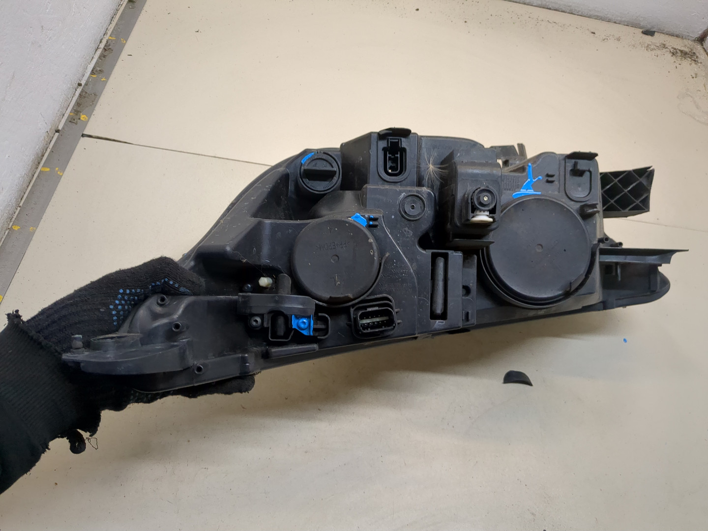 Фара правая