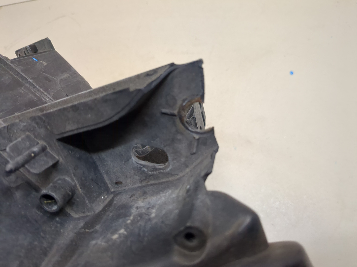 Фара правая