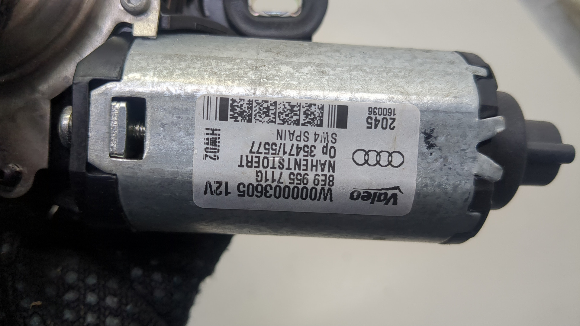 Моторчик стеклоочистителя задний