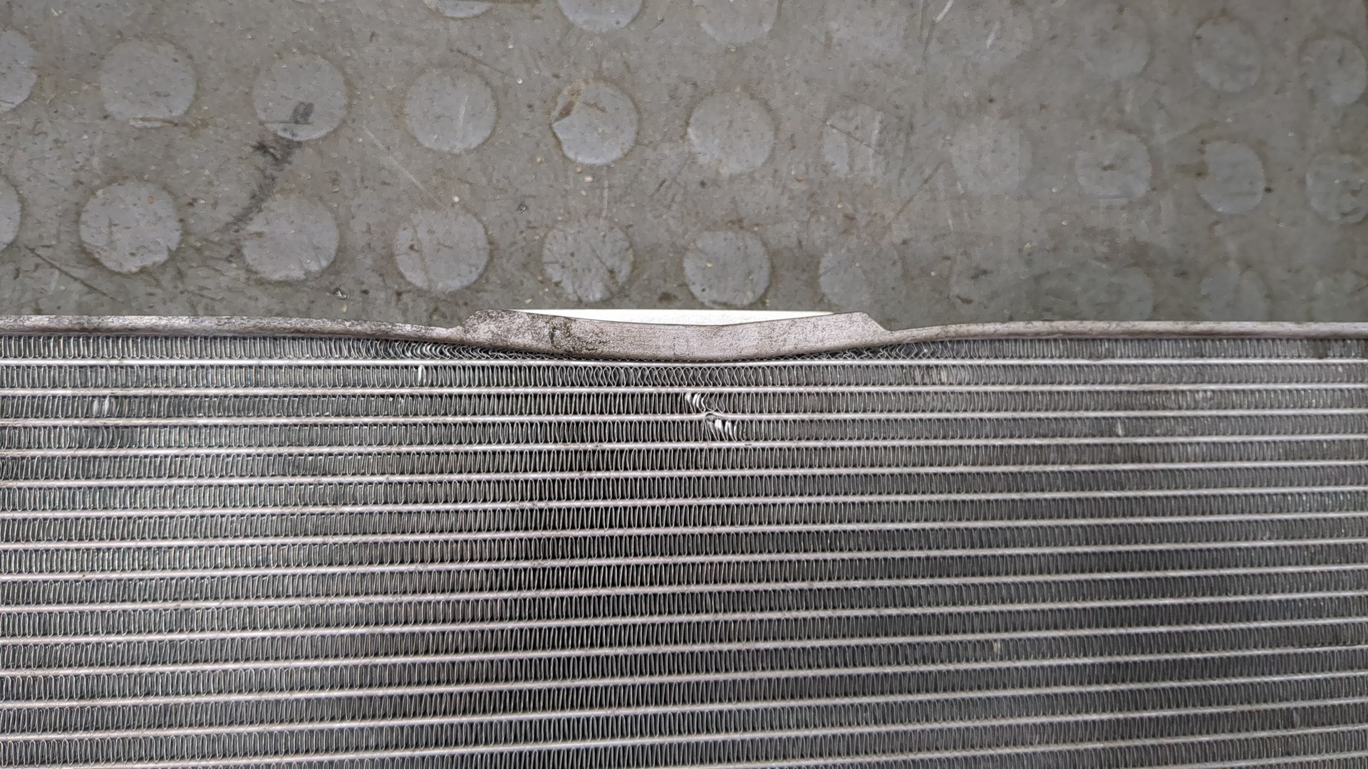 Радиатор охлаждения двигателя основной