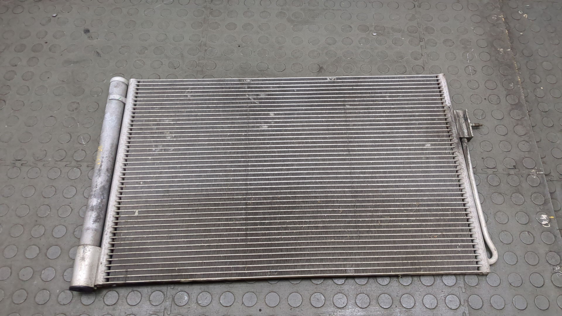 Радиатор кондиционера / конденсер