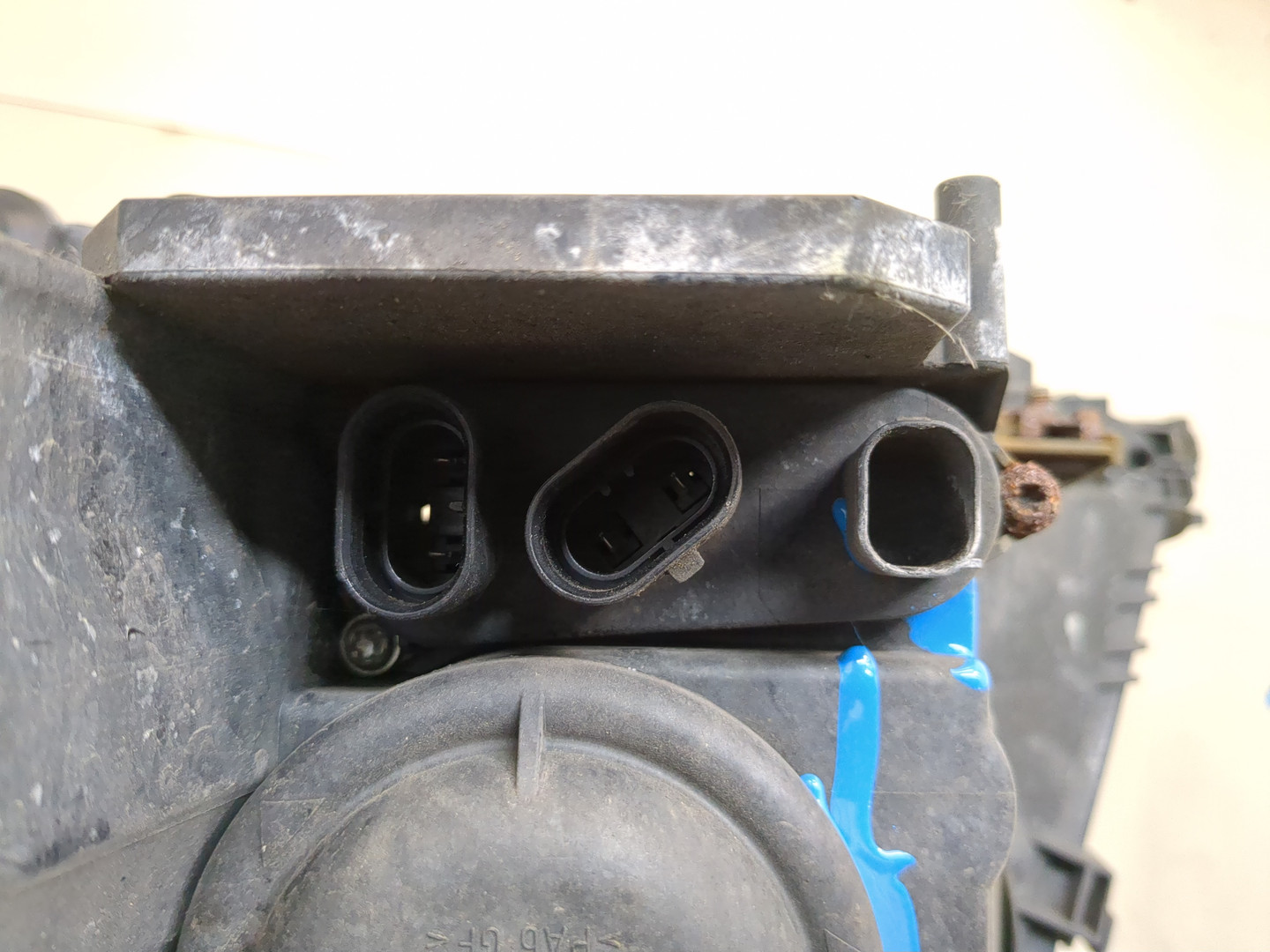 Фара правая